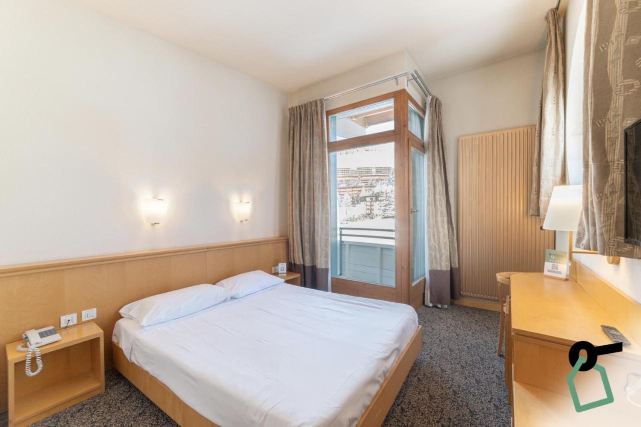 Hotiday Hotel Colle Sestriere Dış mekan fotoğraf